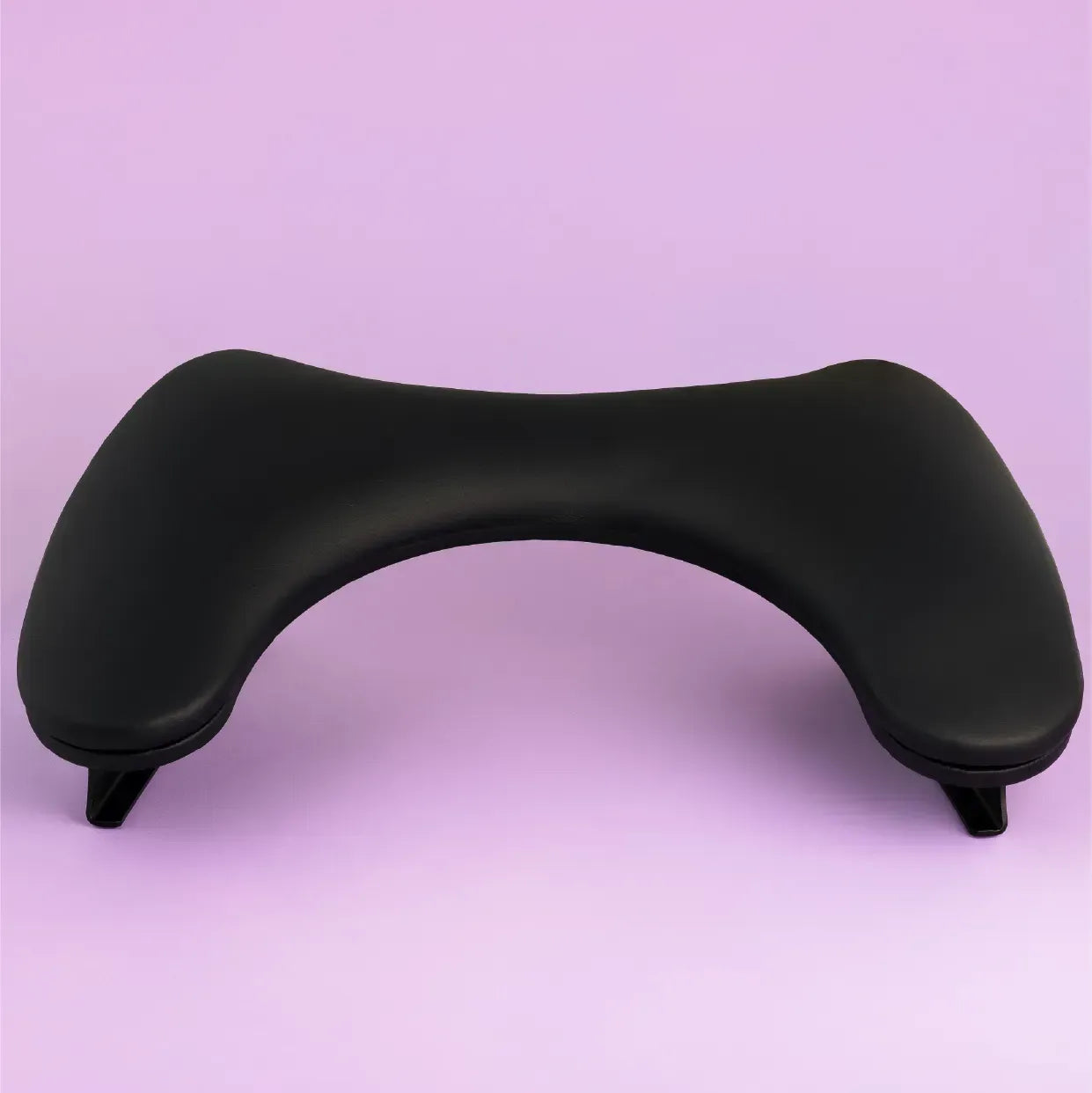DNKa™ Reposabrazos Anatómico para manicura, color negro.