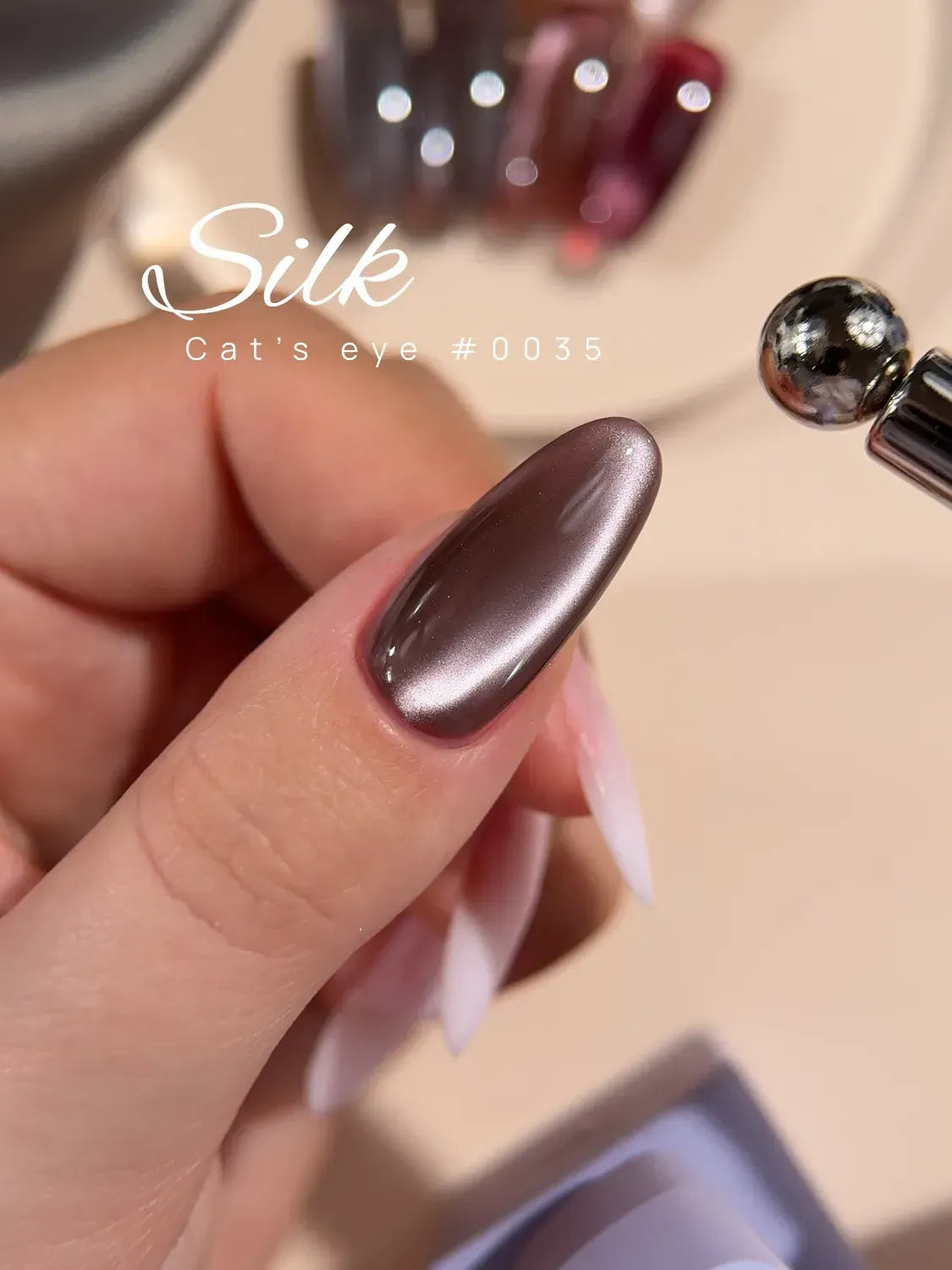 DNKa Esmalte semipermanente. #0035 Cat Eye Silk